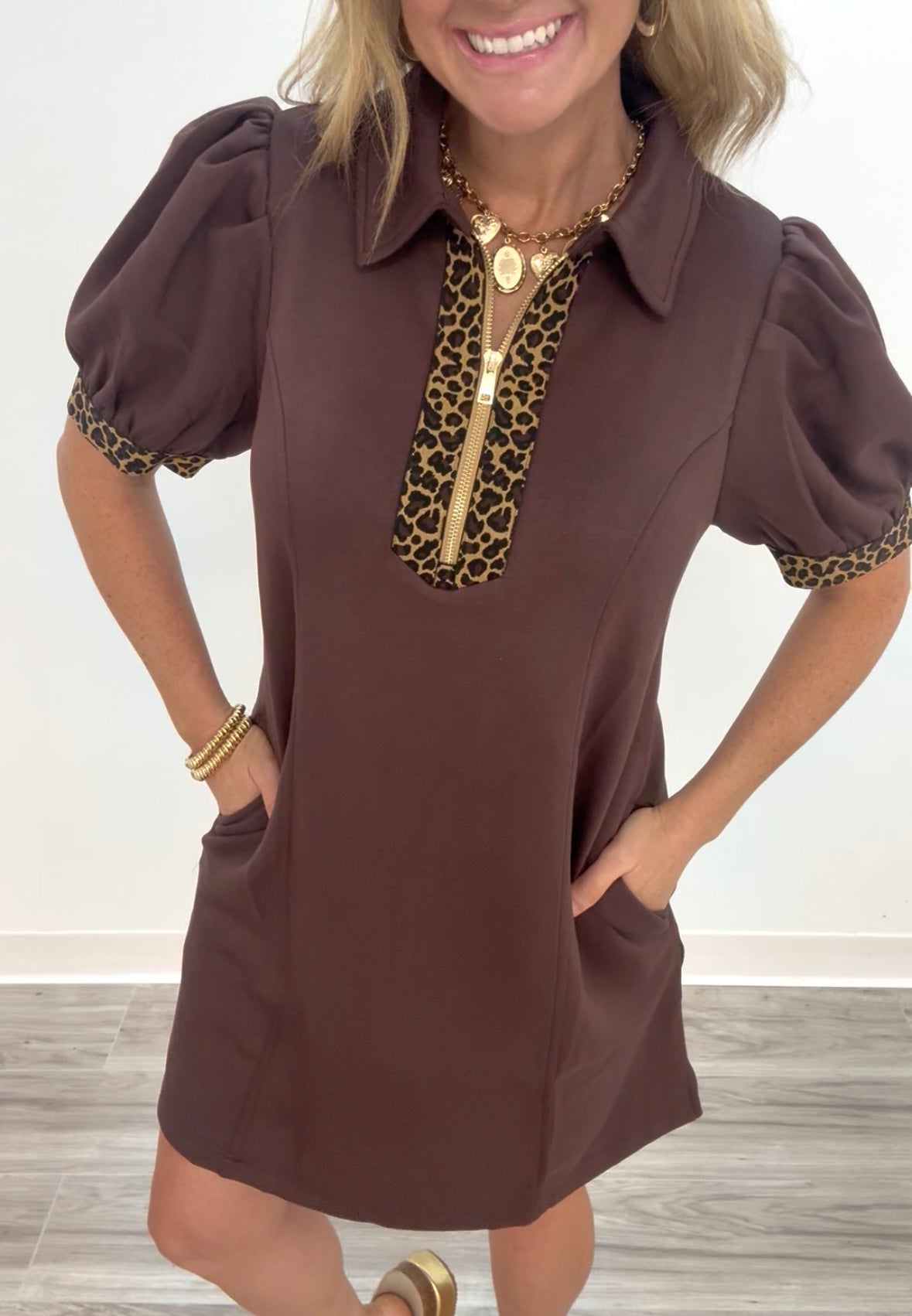 Puff sleeve leopard trim dress