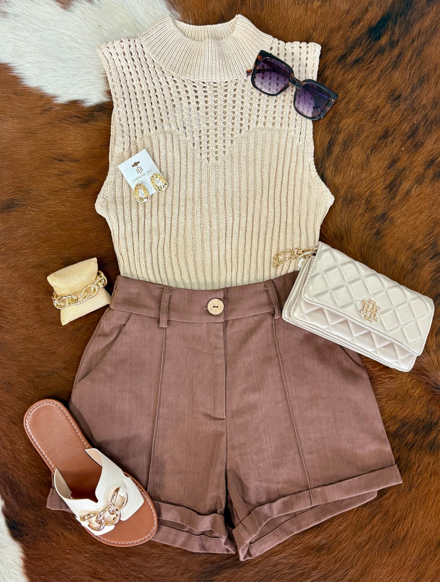 Cuffed Brown shorts