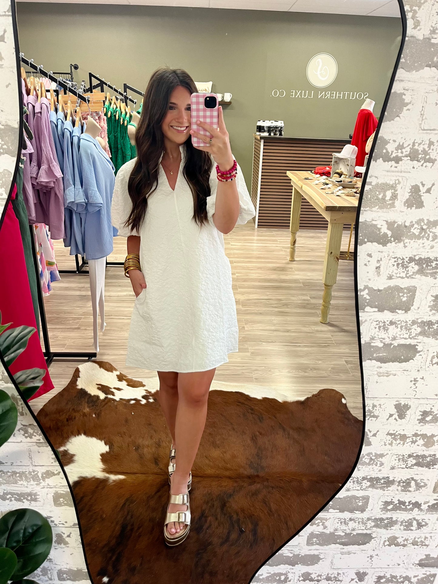 Textured puff sleeve white dress w/ pockets