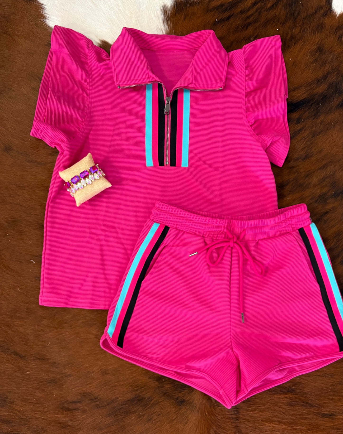 Striped Detail Flutter Sleeve Zipped Collar Short Set