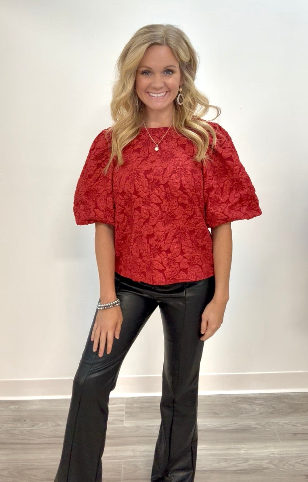 Red jacquard puff sleeve blouse