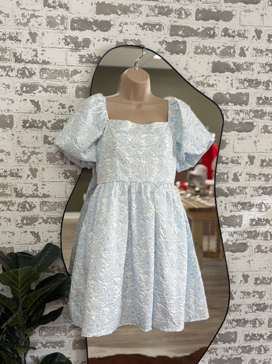 Blue floral puff sleeve dress